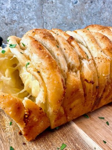 garlic pull apart bread