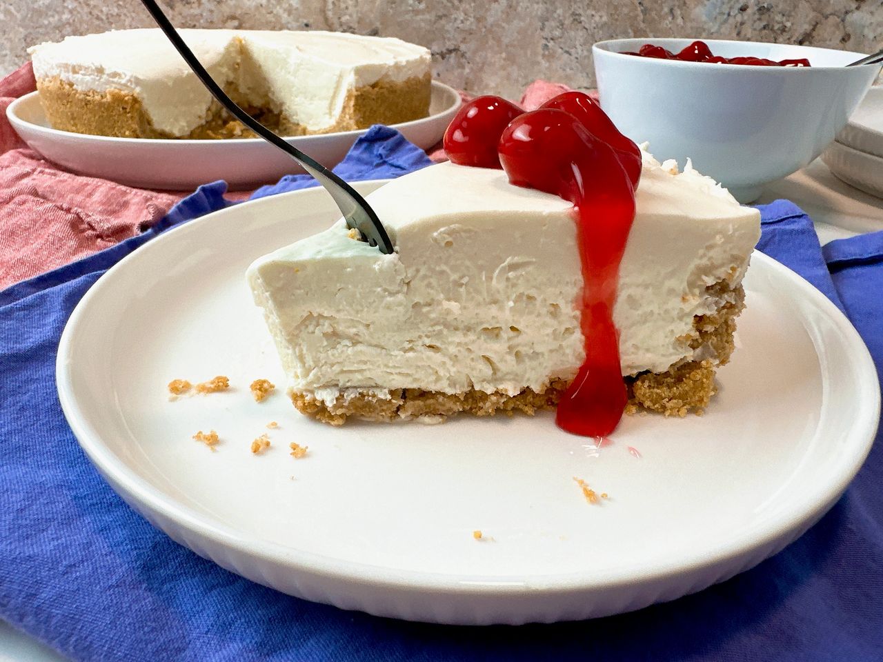 no bake cheesecake with cherry pie filling