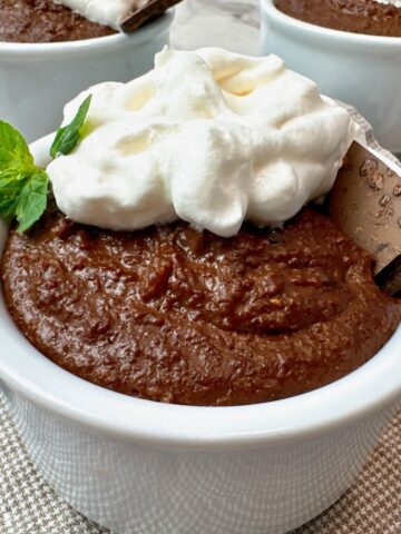 Estonian kama pudding