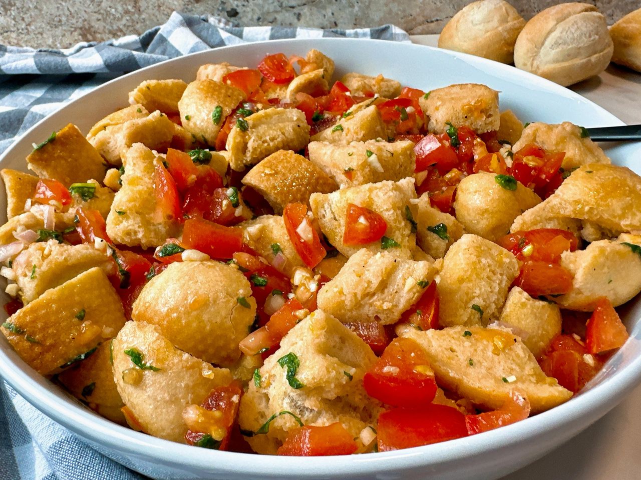 Panzanella Salad (Tuscan Bread Salad) Panzanella Salad (Tuscan Bread Salad)