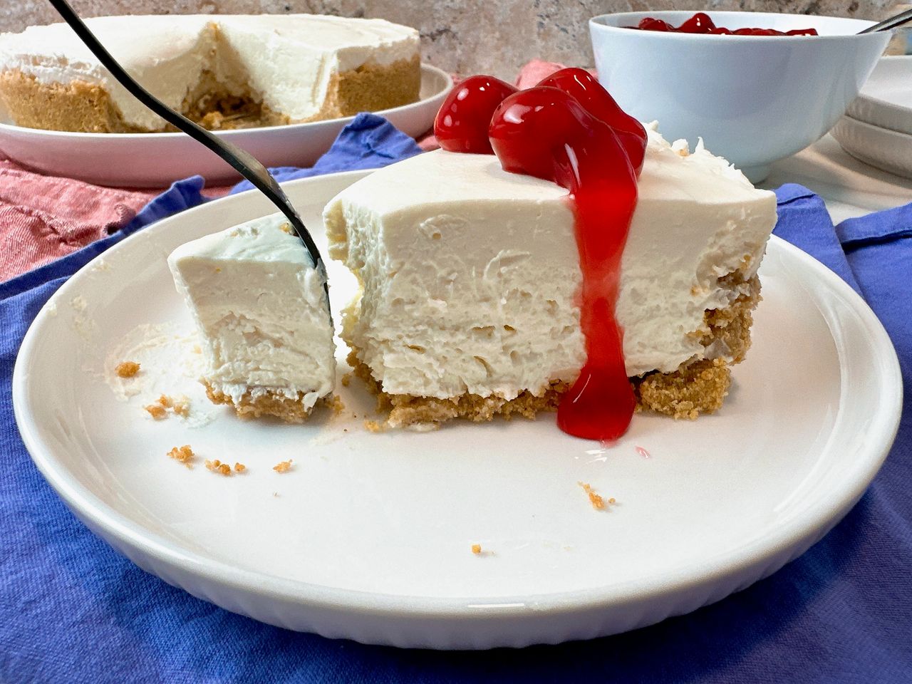 no bake cheesecake with cherry pie filling