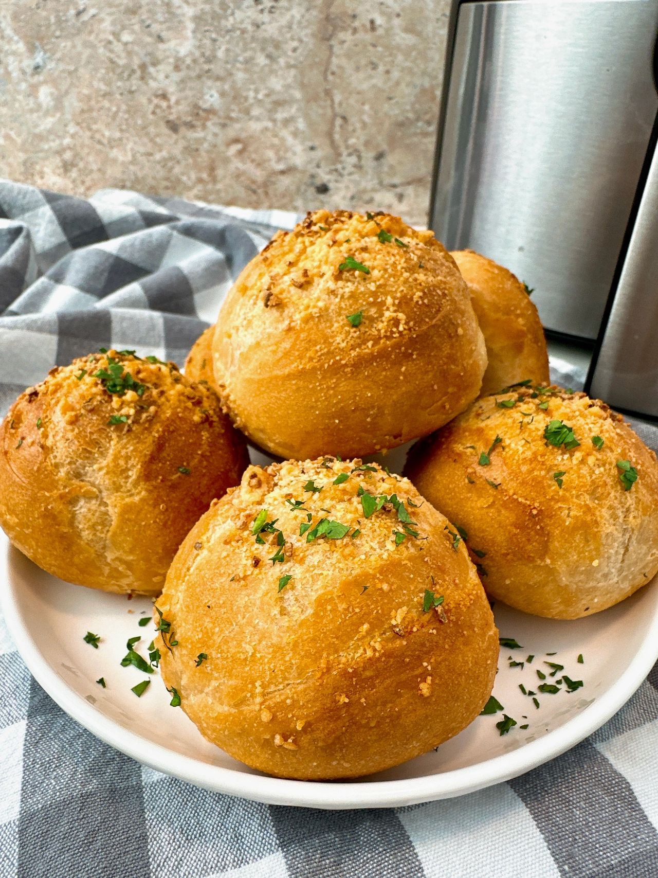air fryer dinner rolls