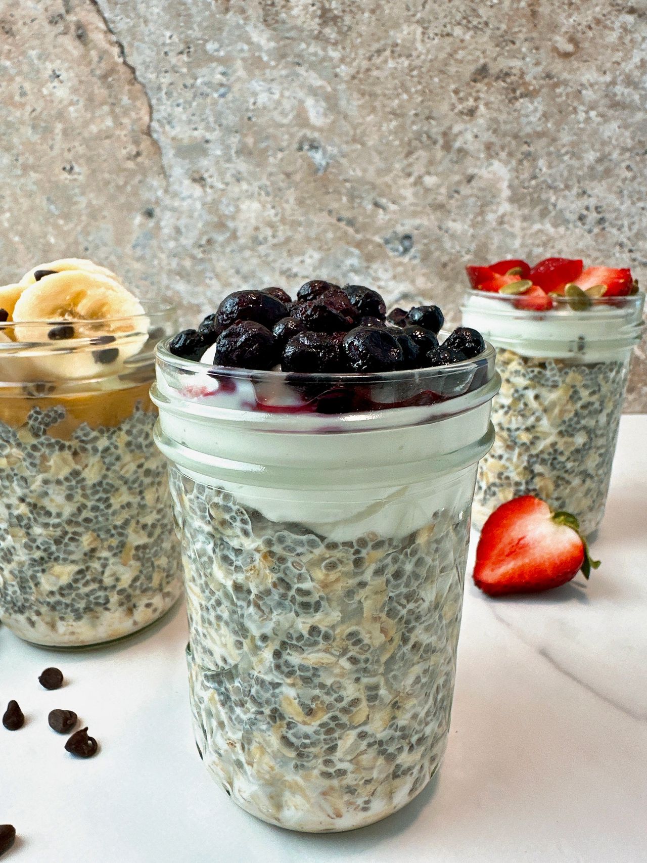 overnight oats in mason jars