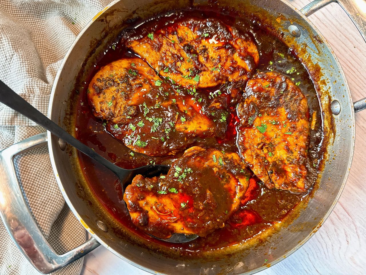 barbecue chicken in a skillet