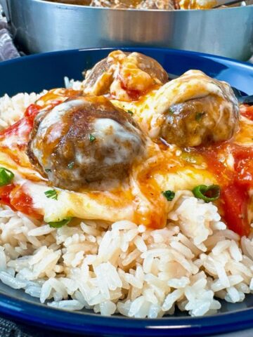 meatballs in enchilada sauce