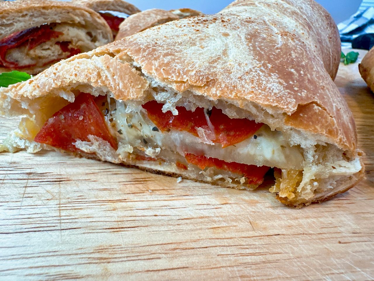 sliced pepperoni bread
