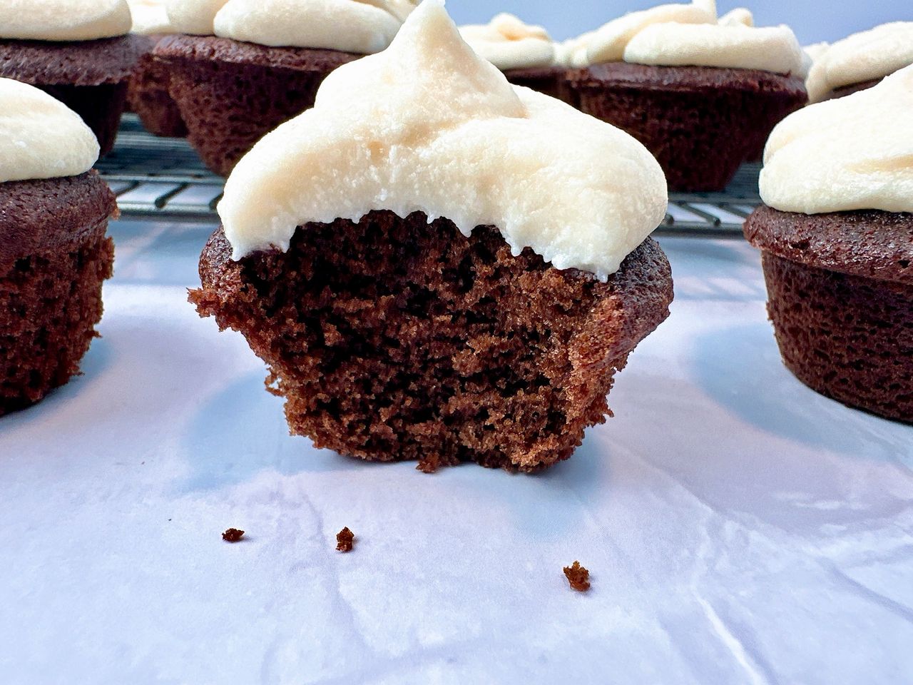 chocolate cupcakes with vanilla frosting