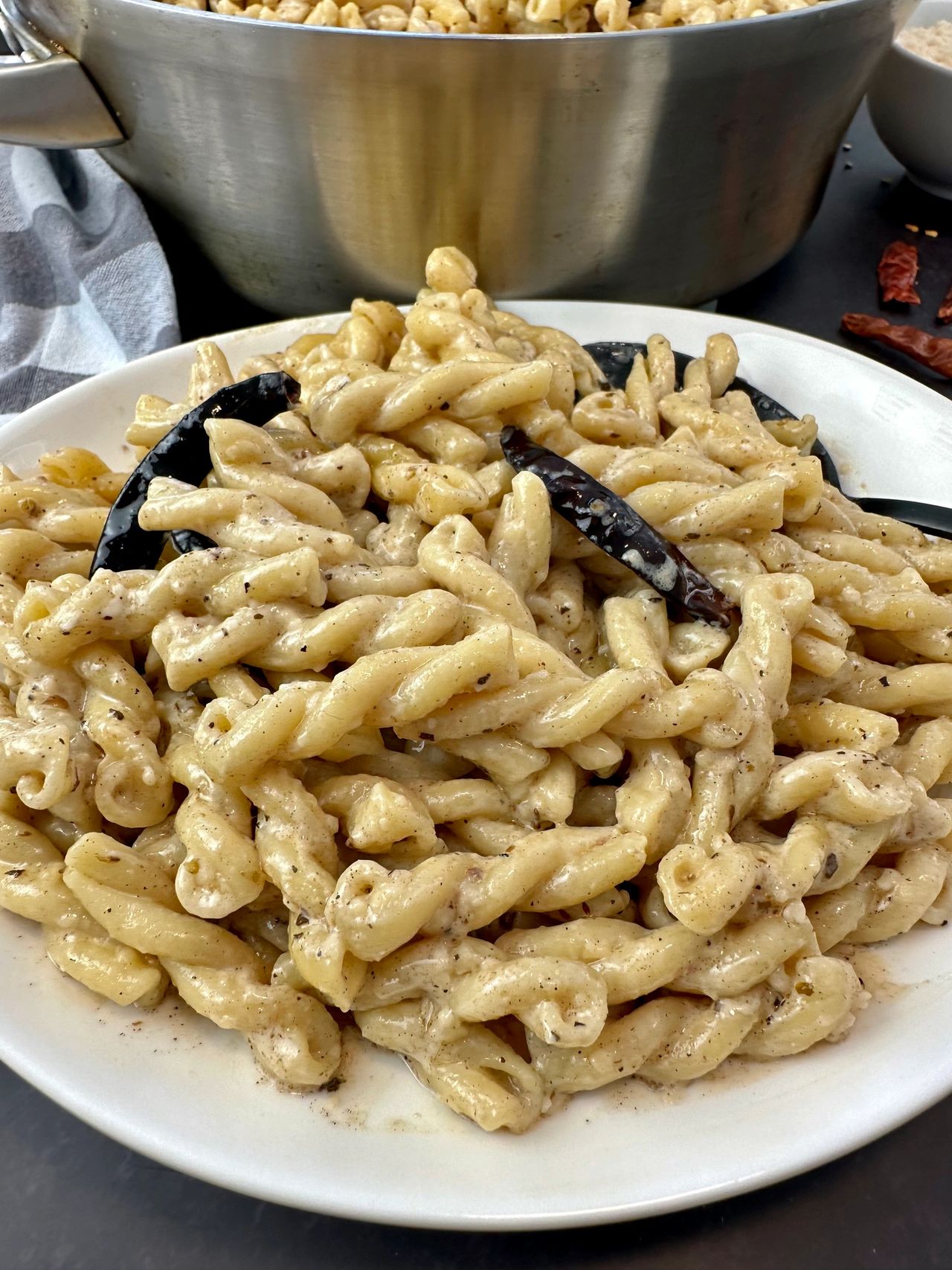pasta with cream sauce and dried chilies