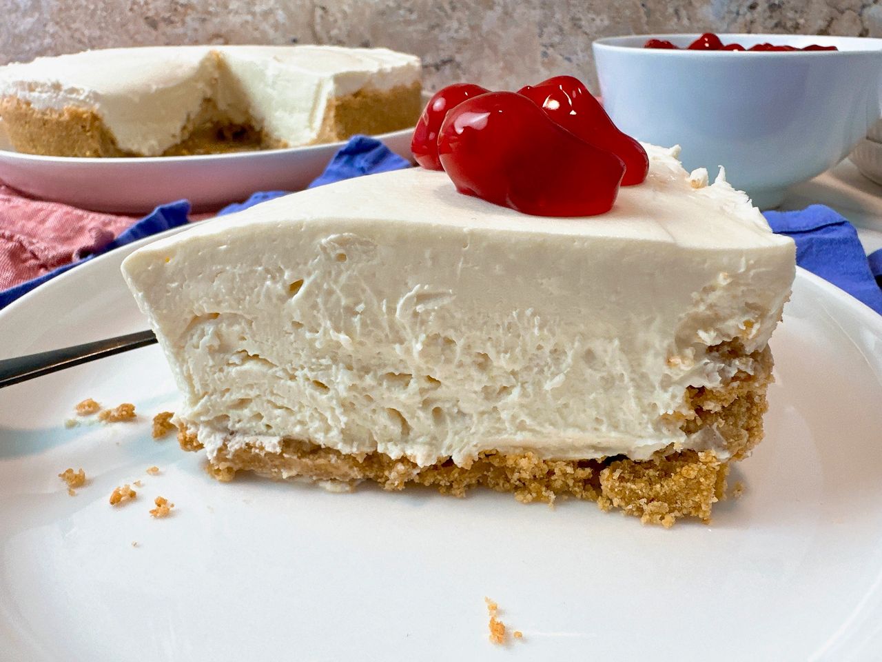 no bake cheesecake with cherry pie filling