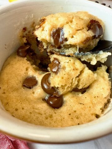chocolate chip banana bread in a mug