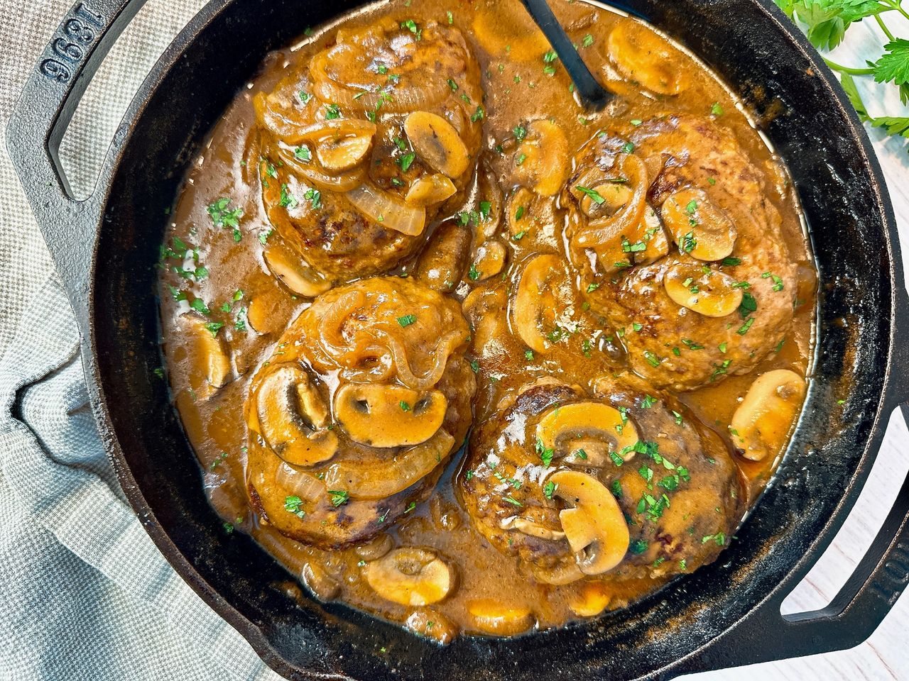 salisbury steaks with mushroom gravy