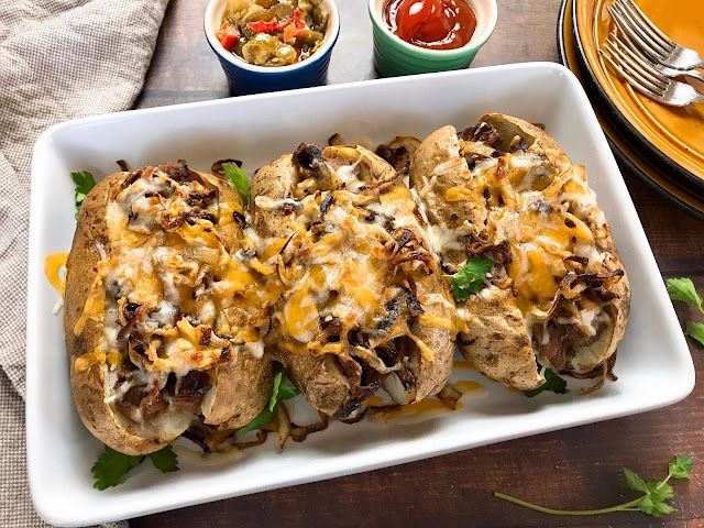 philly cheesesteak baked potatoes