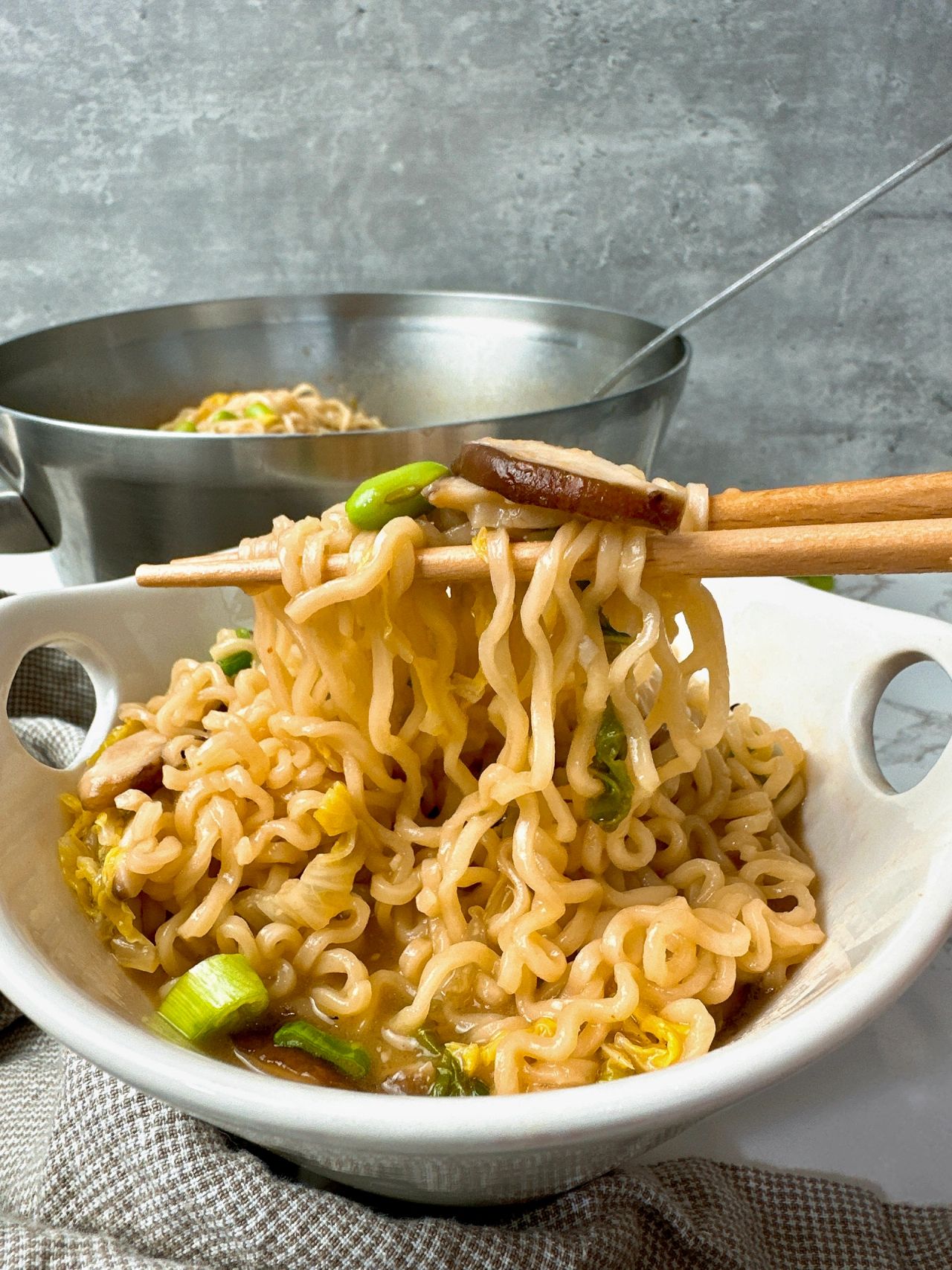 ramen noodle soup