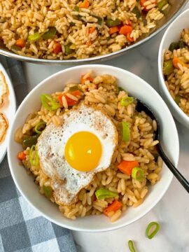 fried rice with fried eggs