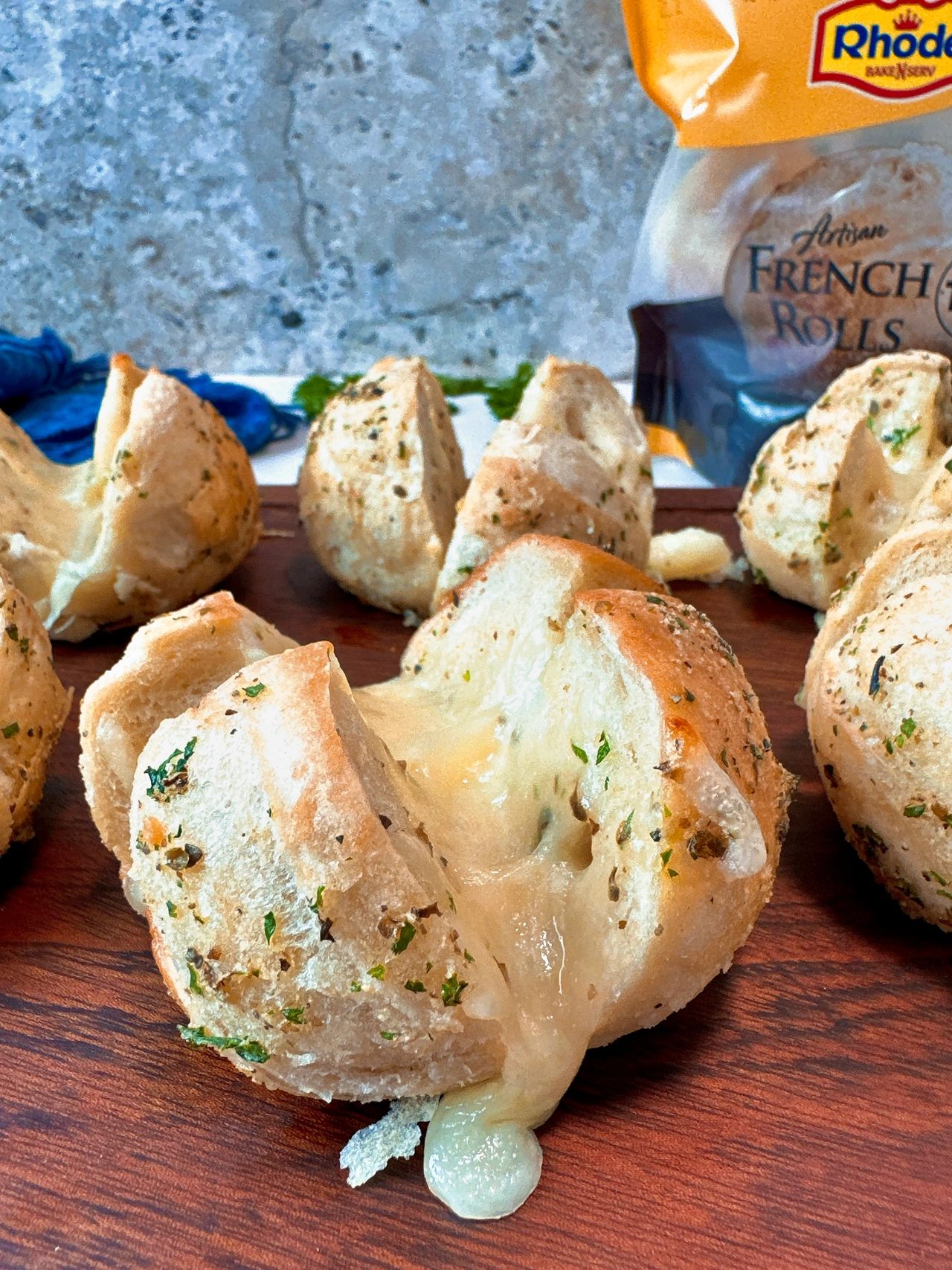 cheese stuffed dinner rolls