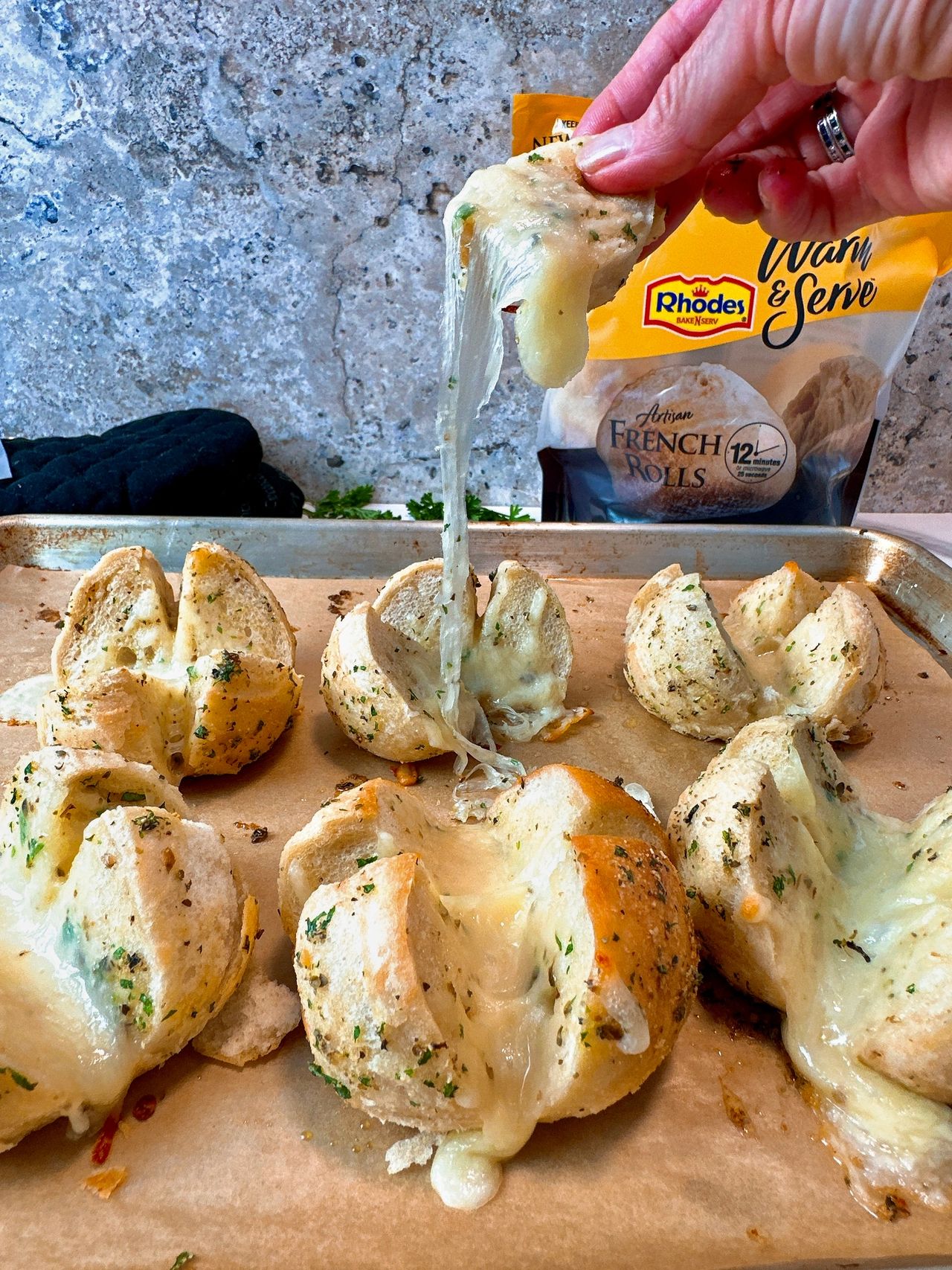 cheese stuffed dinner rolls
