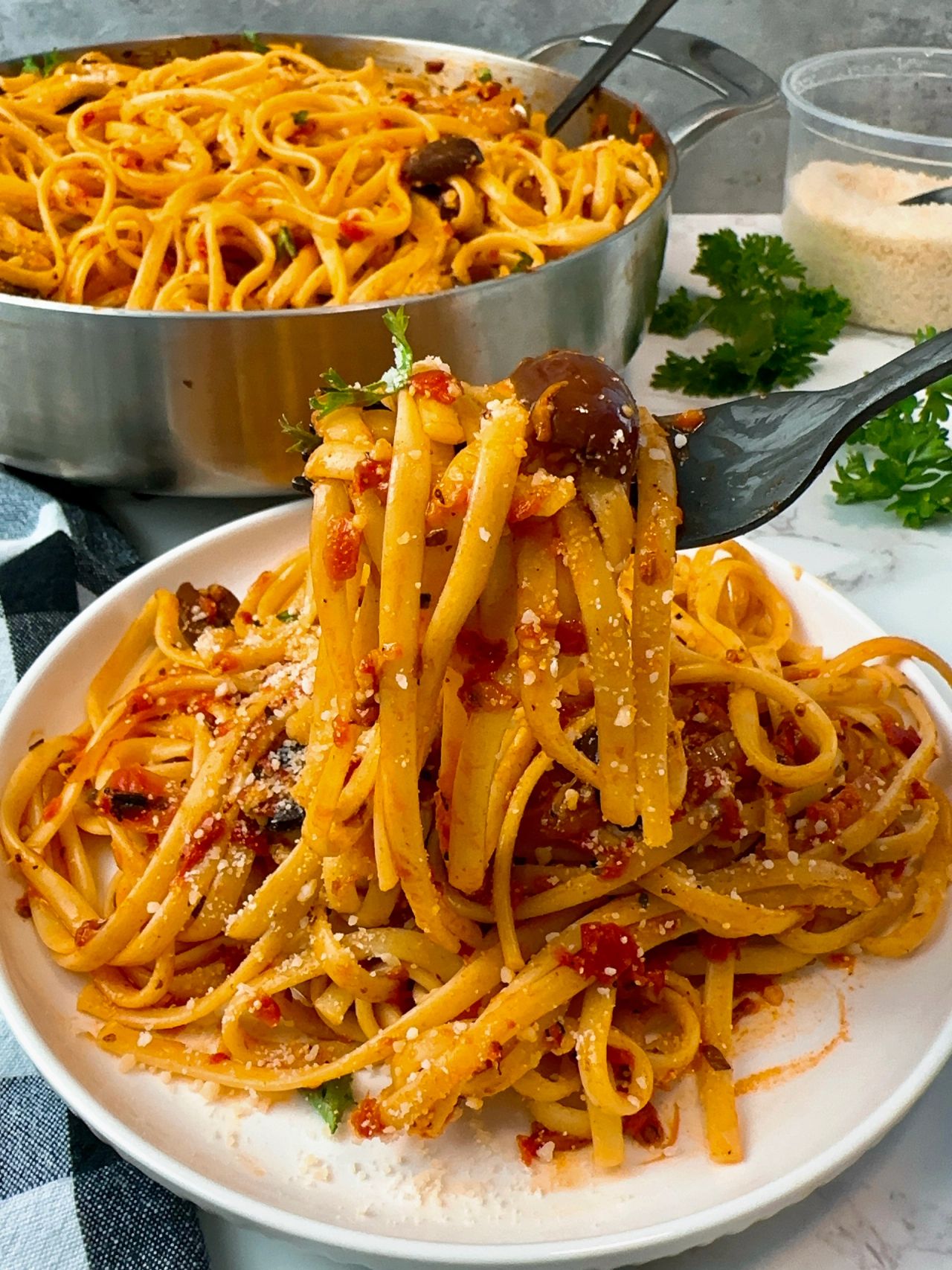 linguine with ajvar sauce