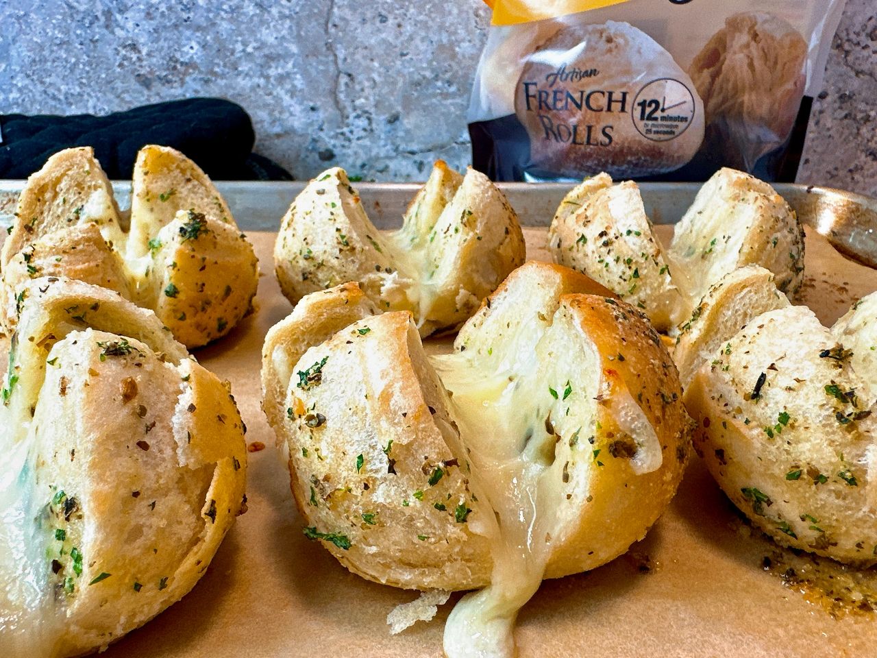 cheese stuffed dinner rolls