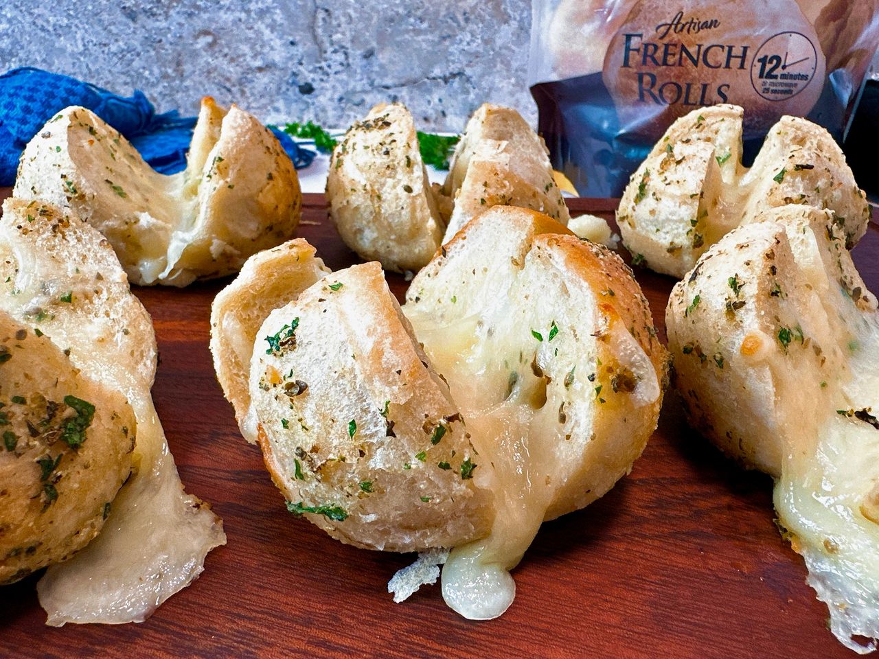 cheese stuffed dinner rolls