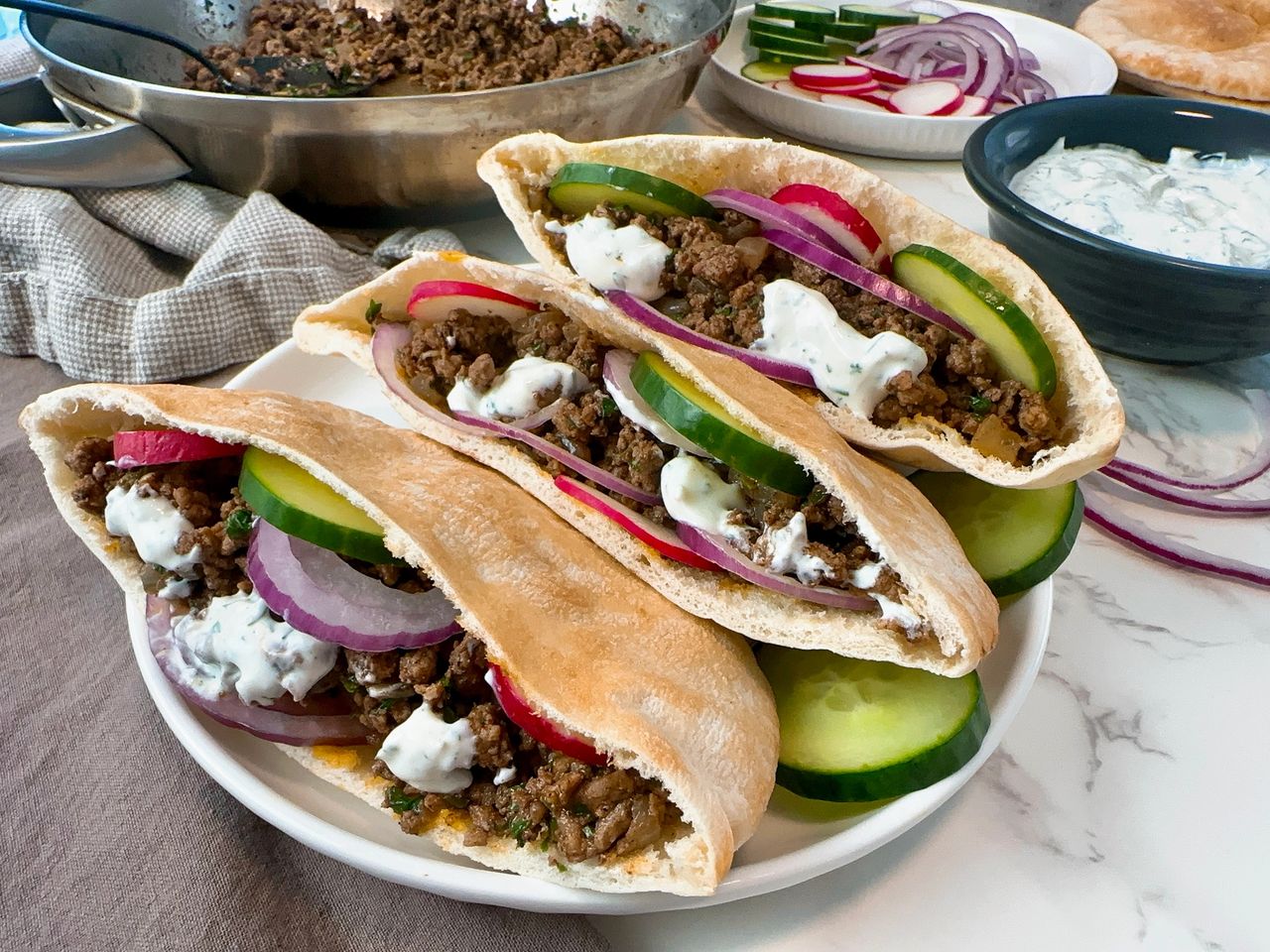 Middle Eastern Ground Beef Pita Sandwiches Middle Eastern Ground Beef Pita Sandwiches
