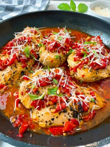 chicken with roasted red pepper sauce