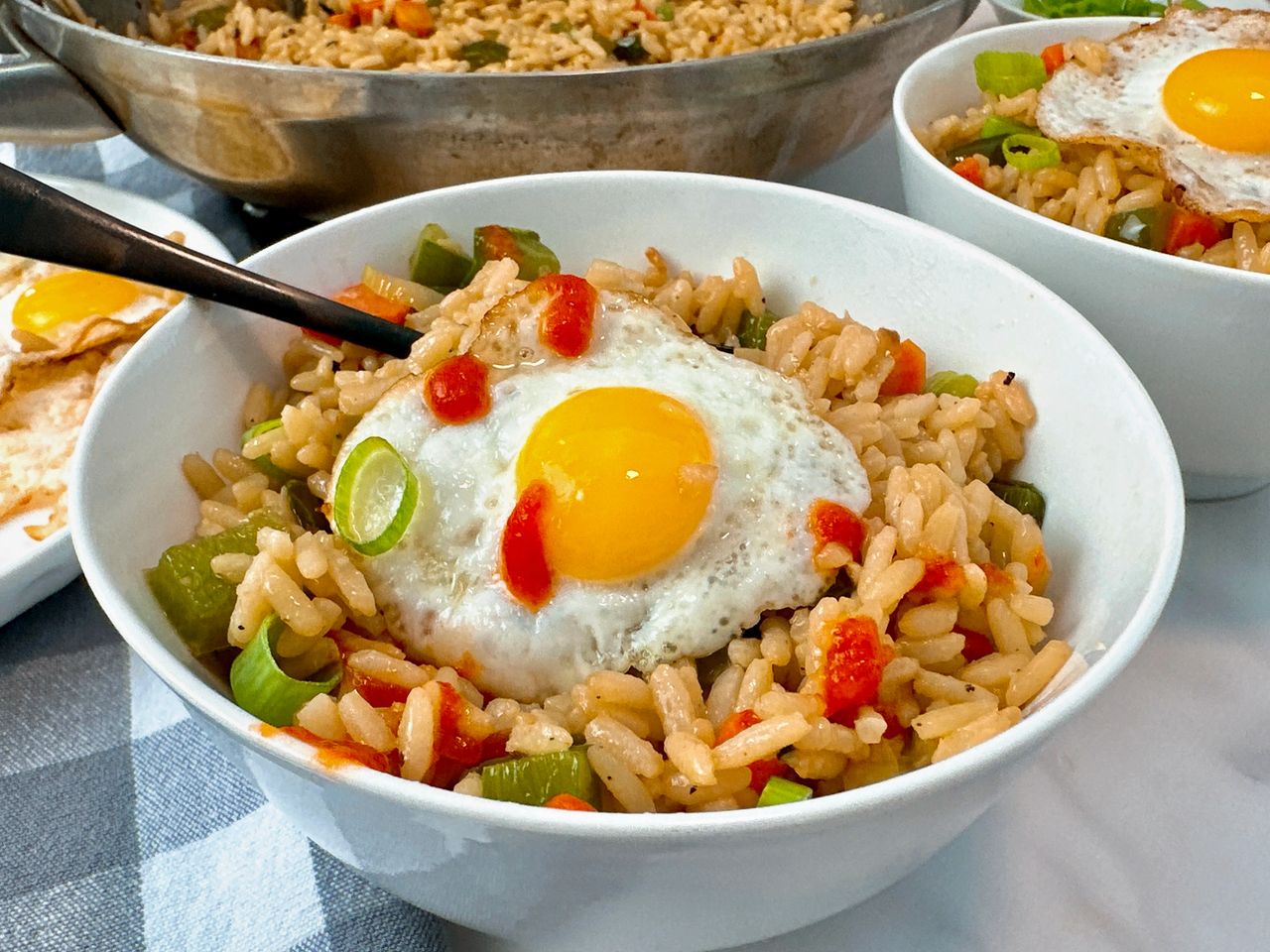 fried rice with fried eggs