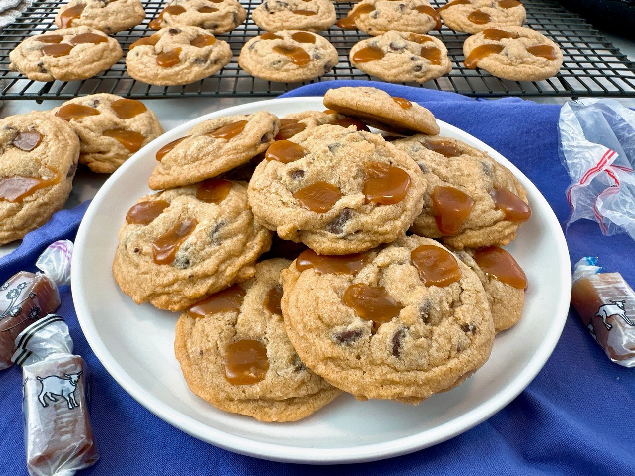 Chocolate Chip Caramel Cookies