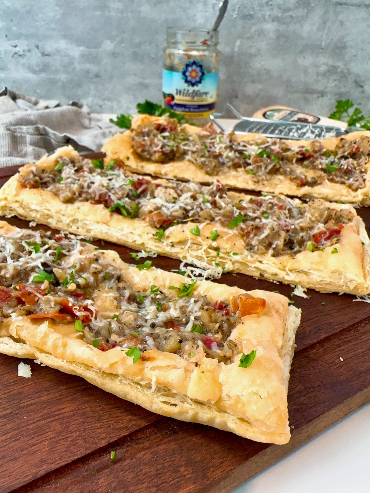puff pastry bruschetta