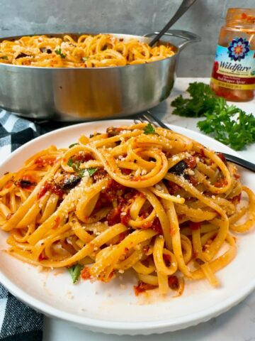 linguine with ajvar sauce