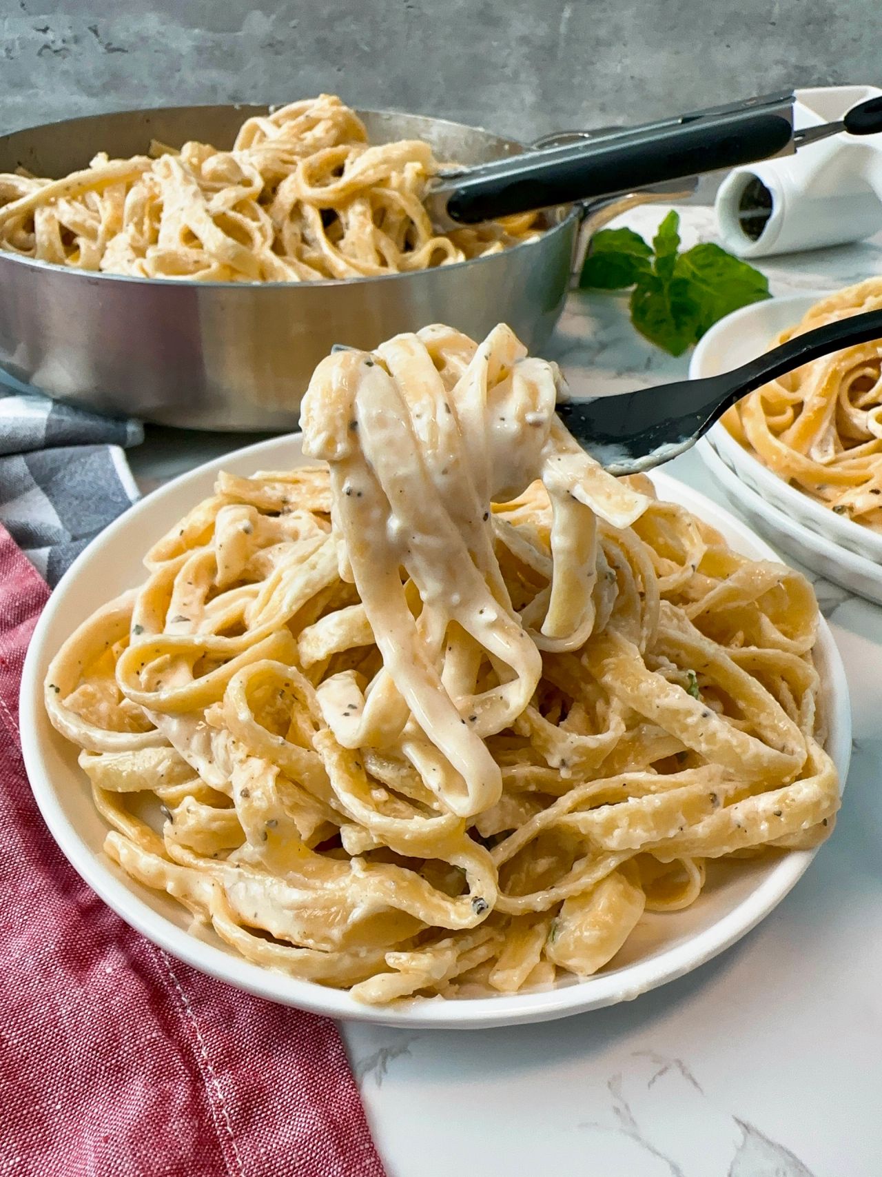 fettuccine alfredo