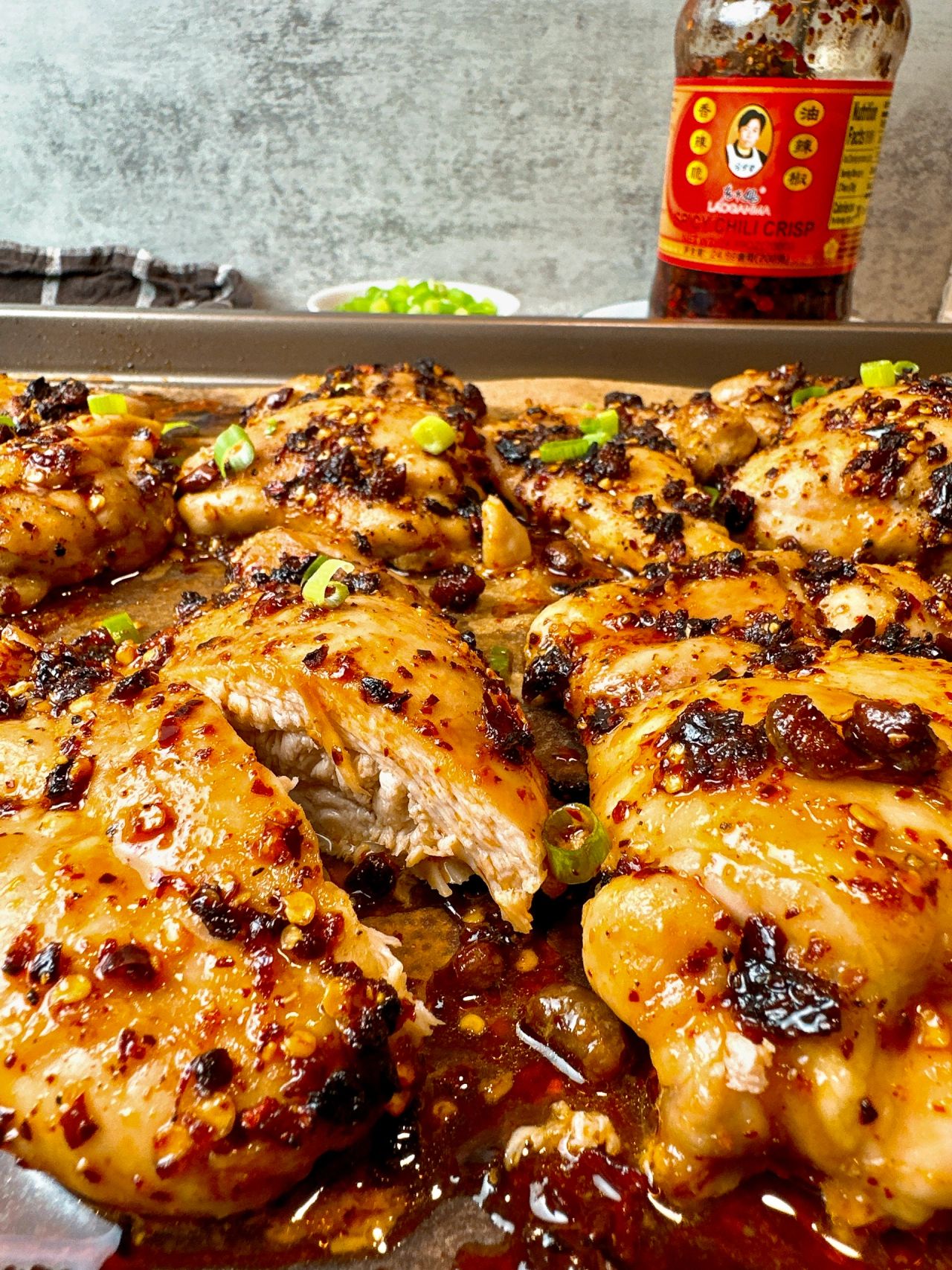 chili crisp chicken thighs