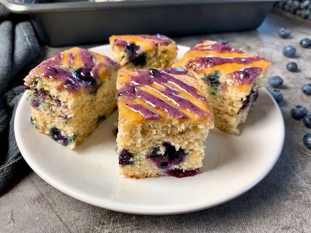 banana blueberry cake