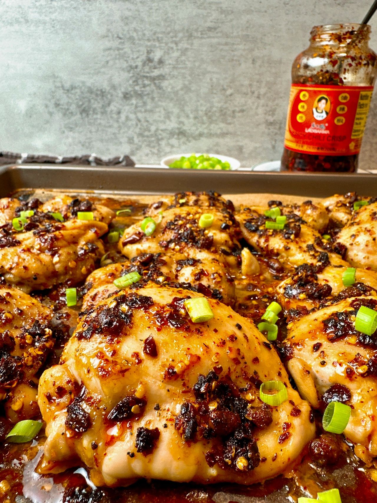 chili crisp chicken thighs