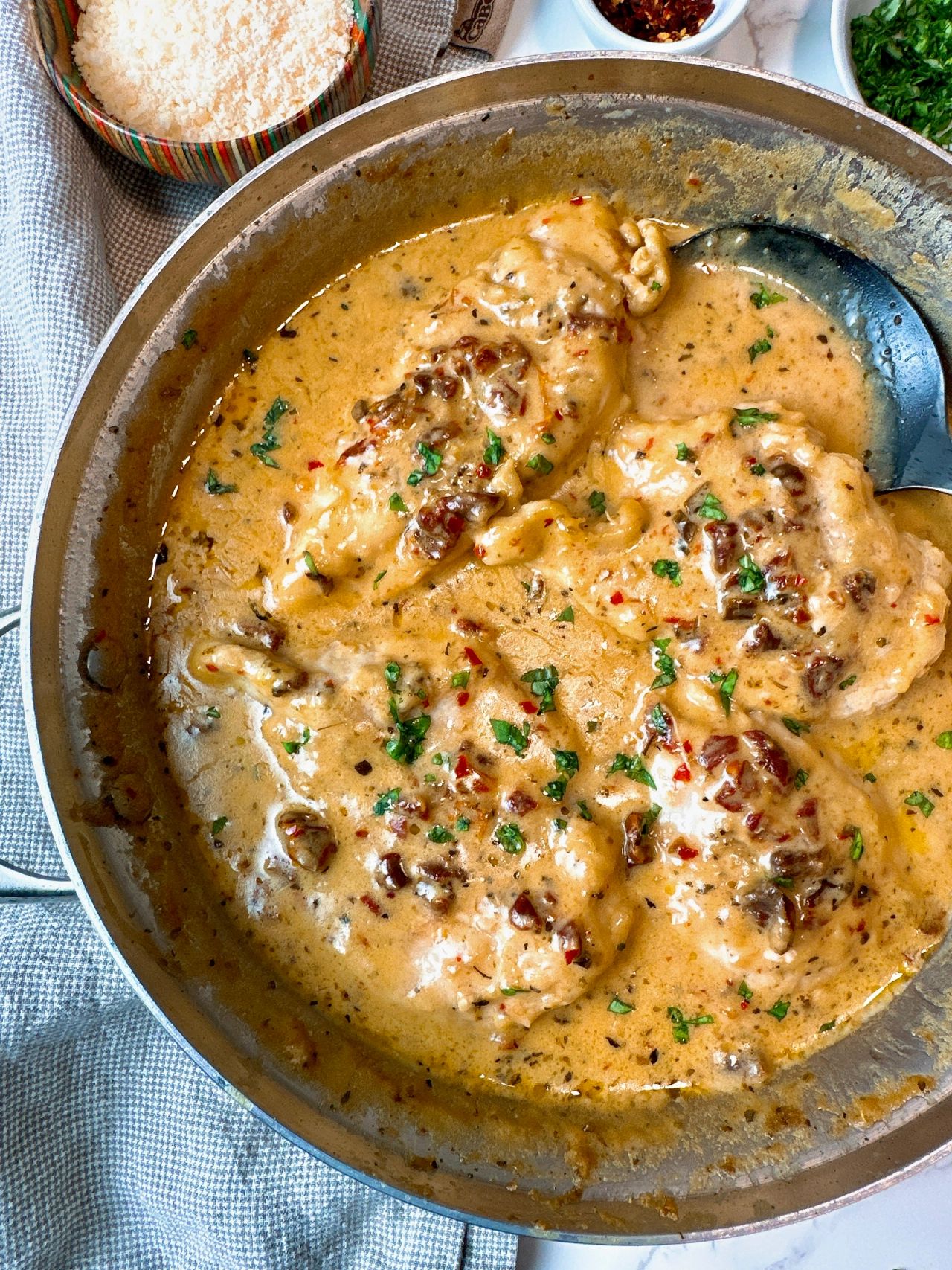 chicken in cream sauce