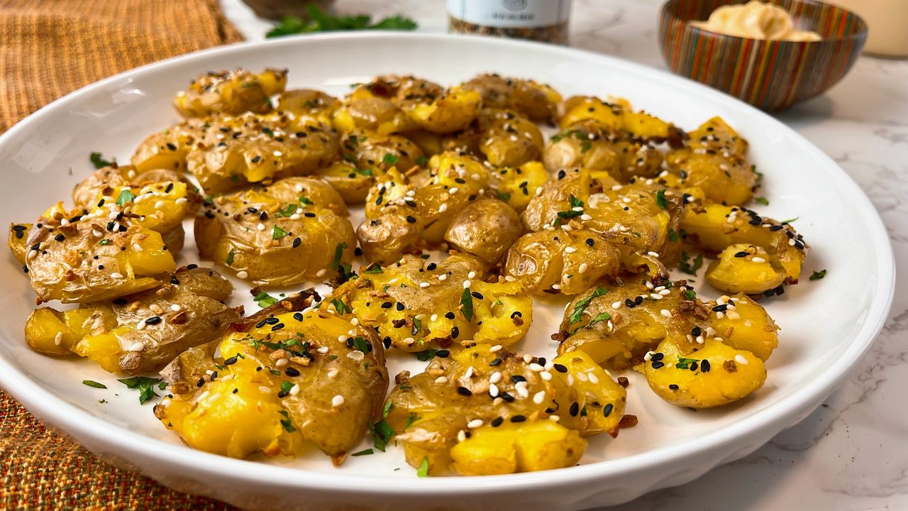 Everything Bagel Smashed Potatoes Everything Bagel Smashed Potatoes