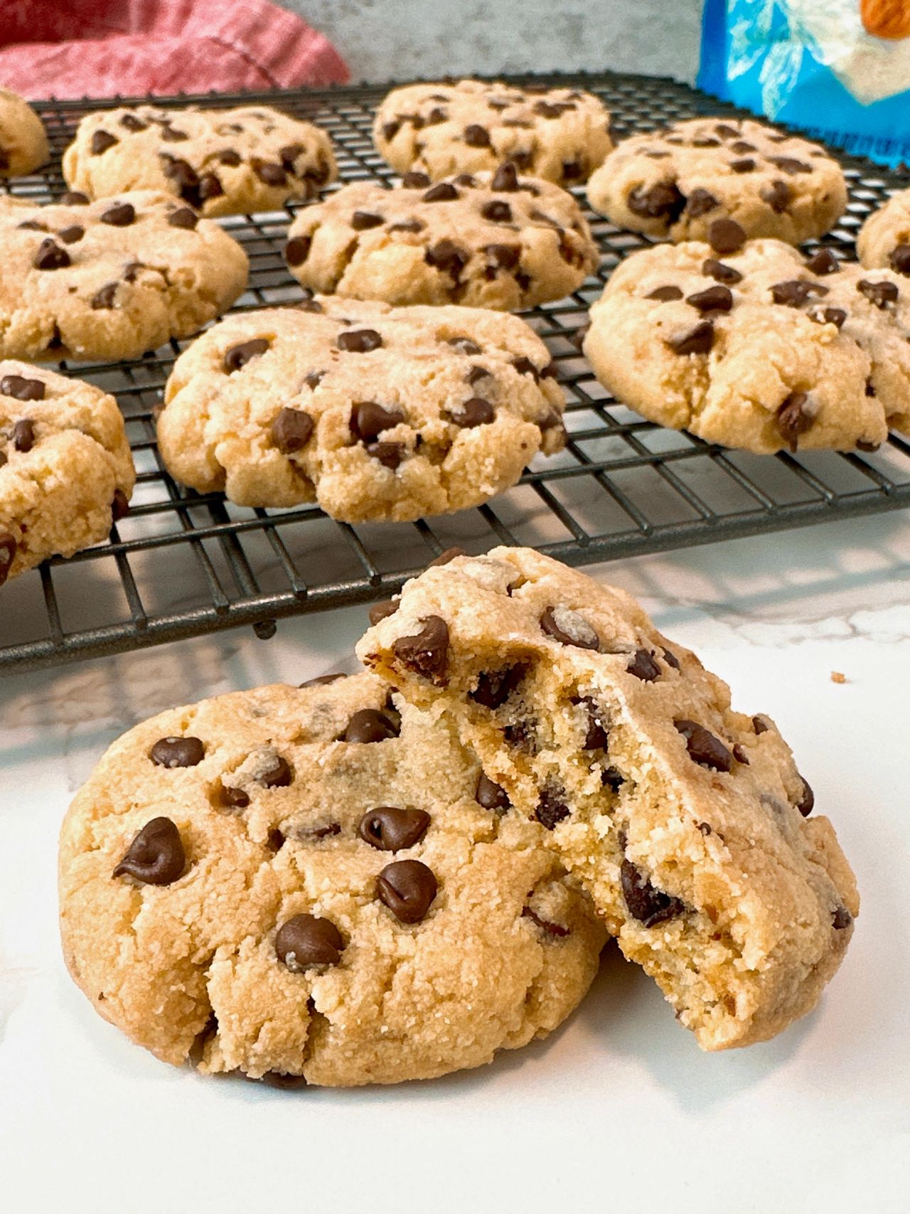 almond flour chocolate chip cookies