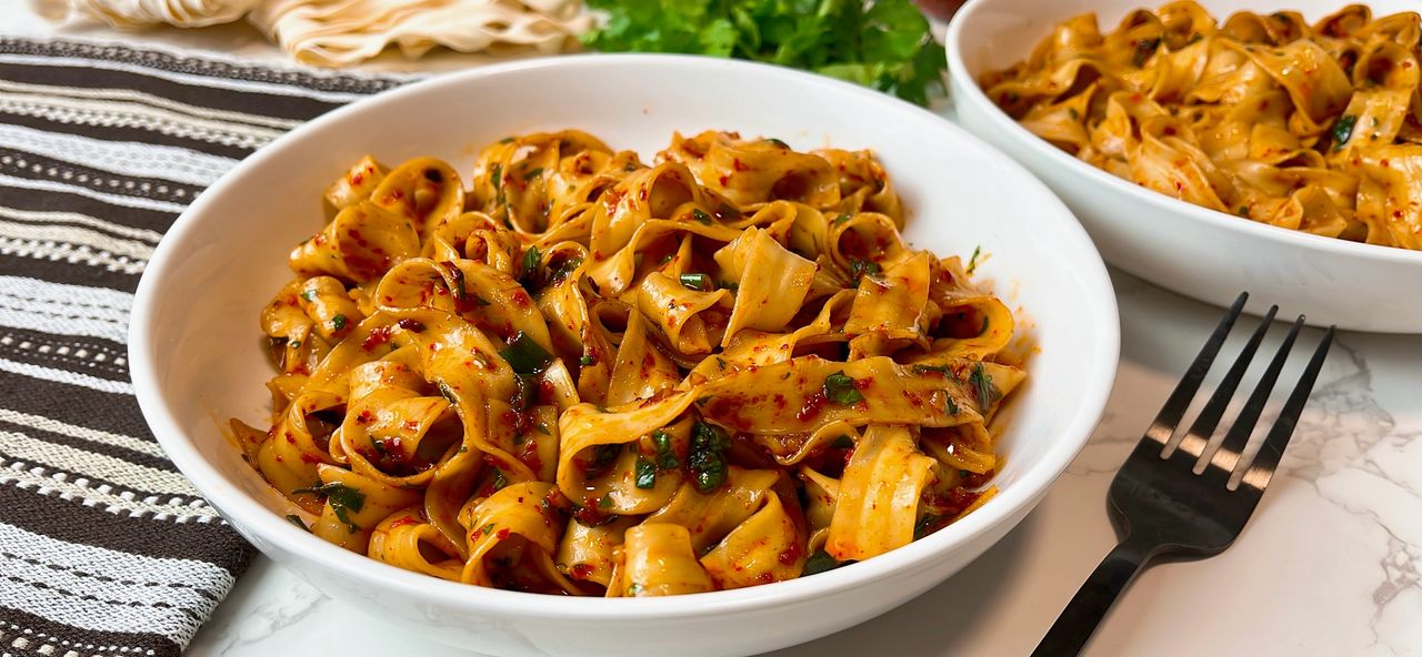 Hot Chili Oil Noodles