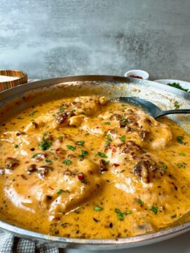 chicken in cream sauce