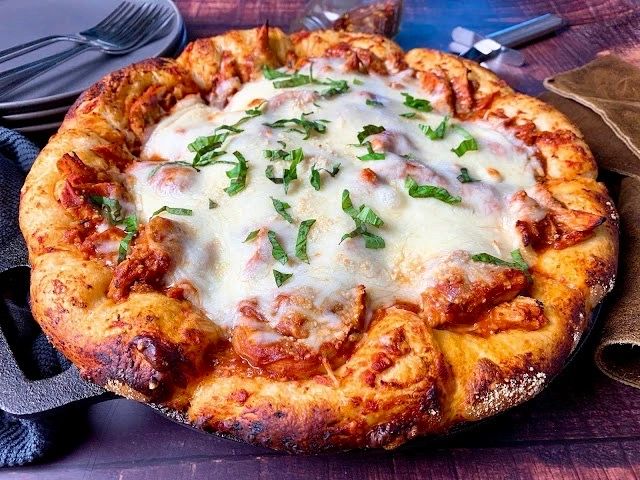 chicken parmesan pizza