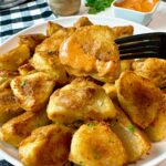 crispy roasted potatoes with sauce