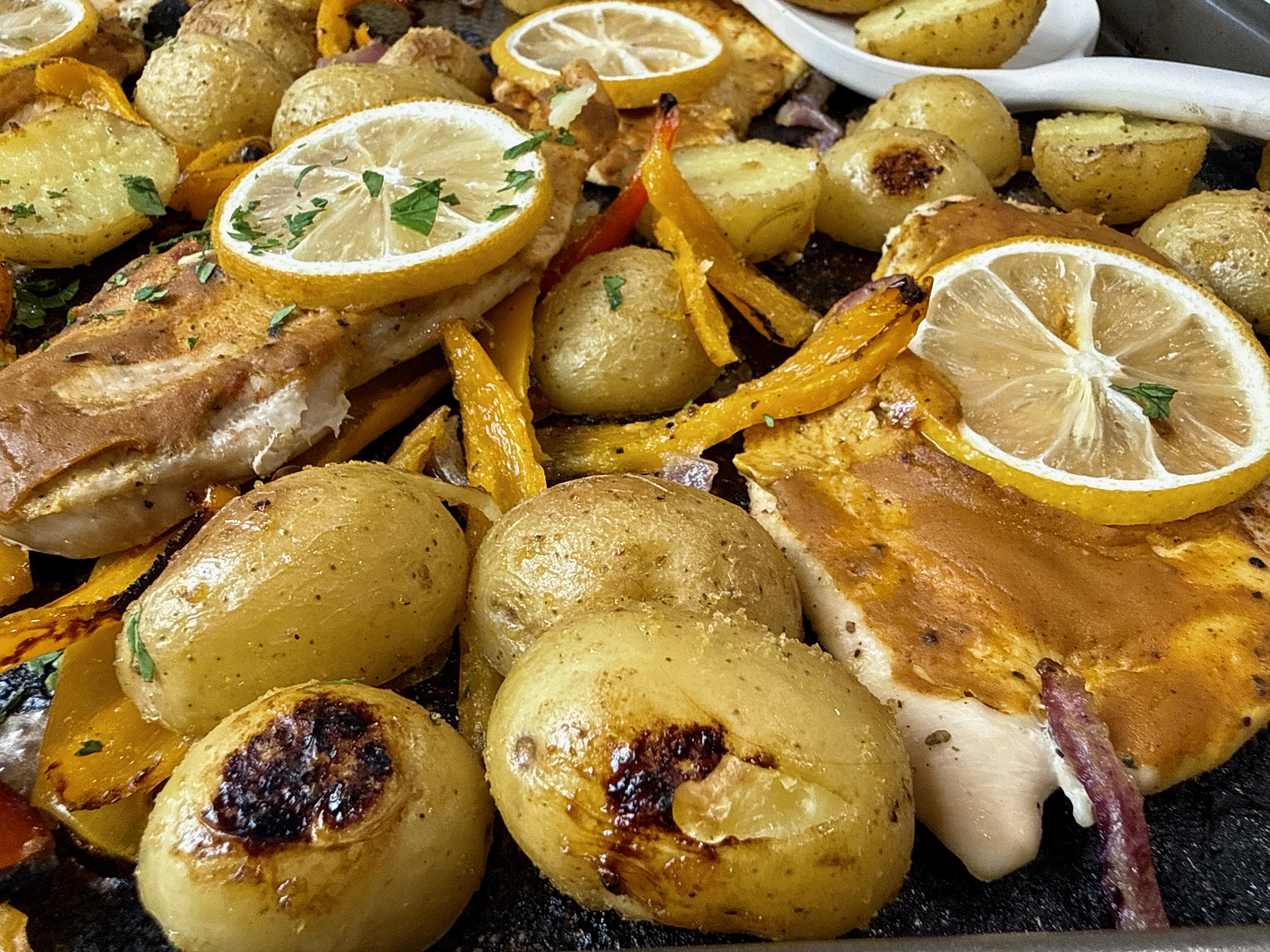 sheet pan chicken and vegetables