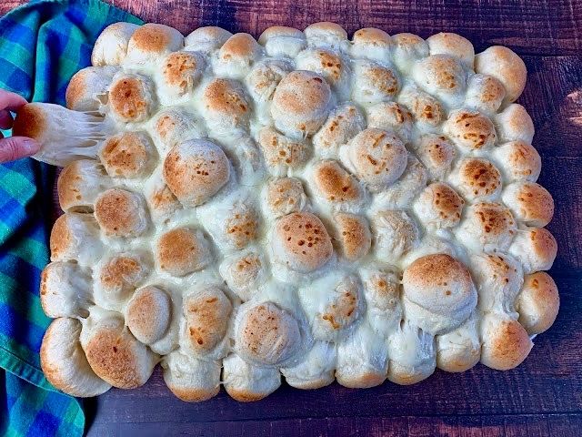 Sheet Pan Garlic-Mozzarella Puzzle Bread Sheet Pan Puzzle Bread