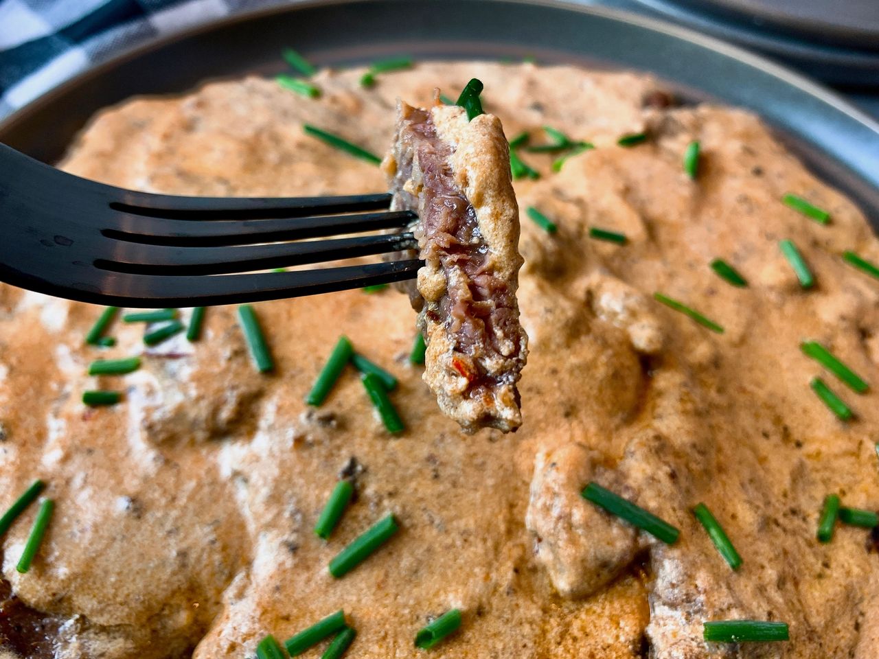 Minute steaks and gravy