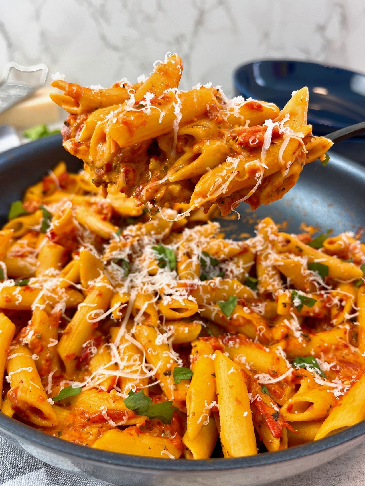 Creamy Penne with Roasted Red Pepper Sauce Creamy Penne with Roasted Red Pepper Sauce
