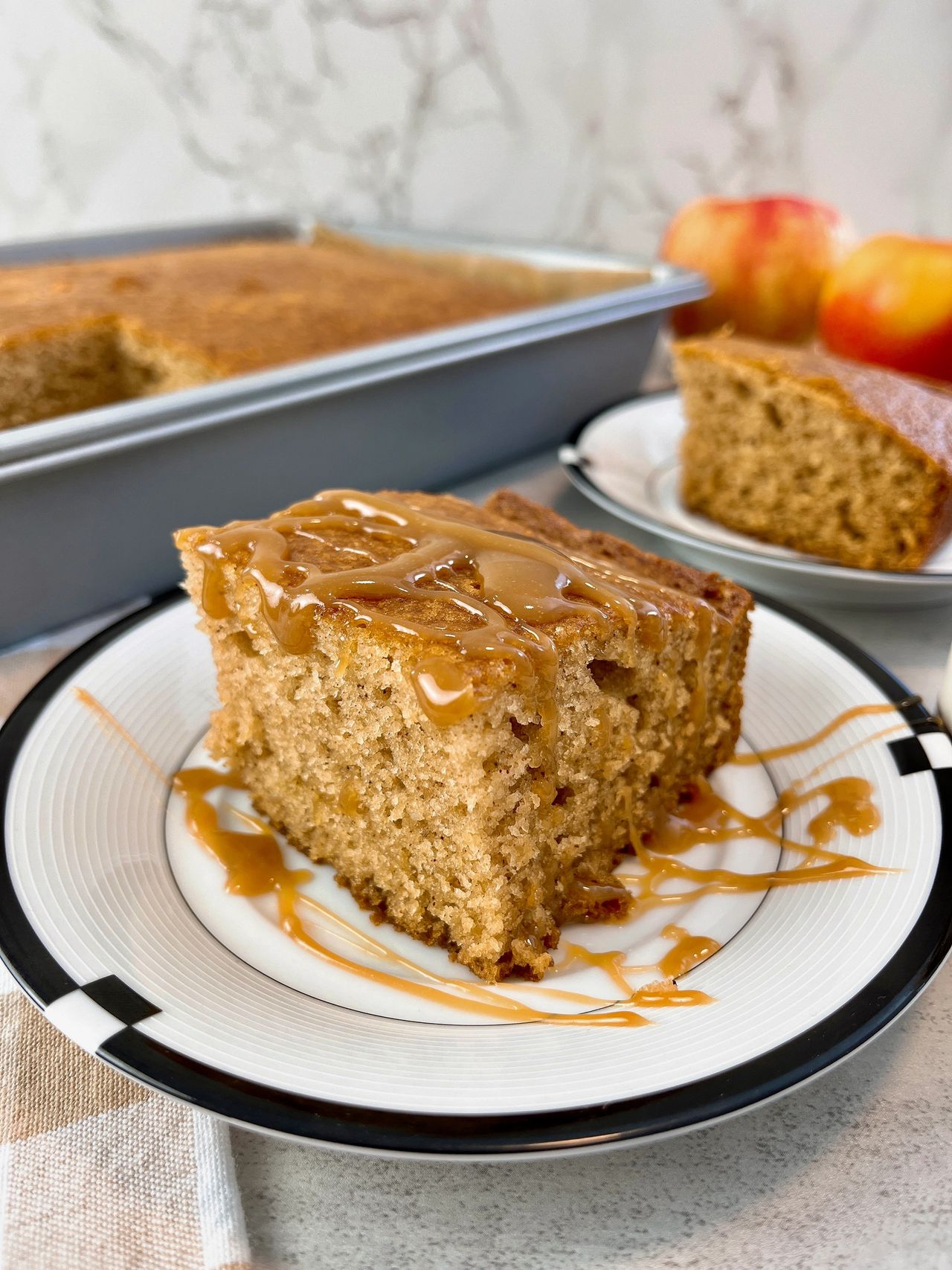 Caramel Apple Spice Cake 