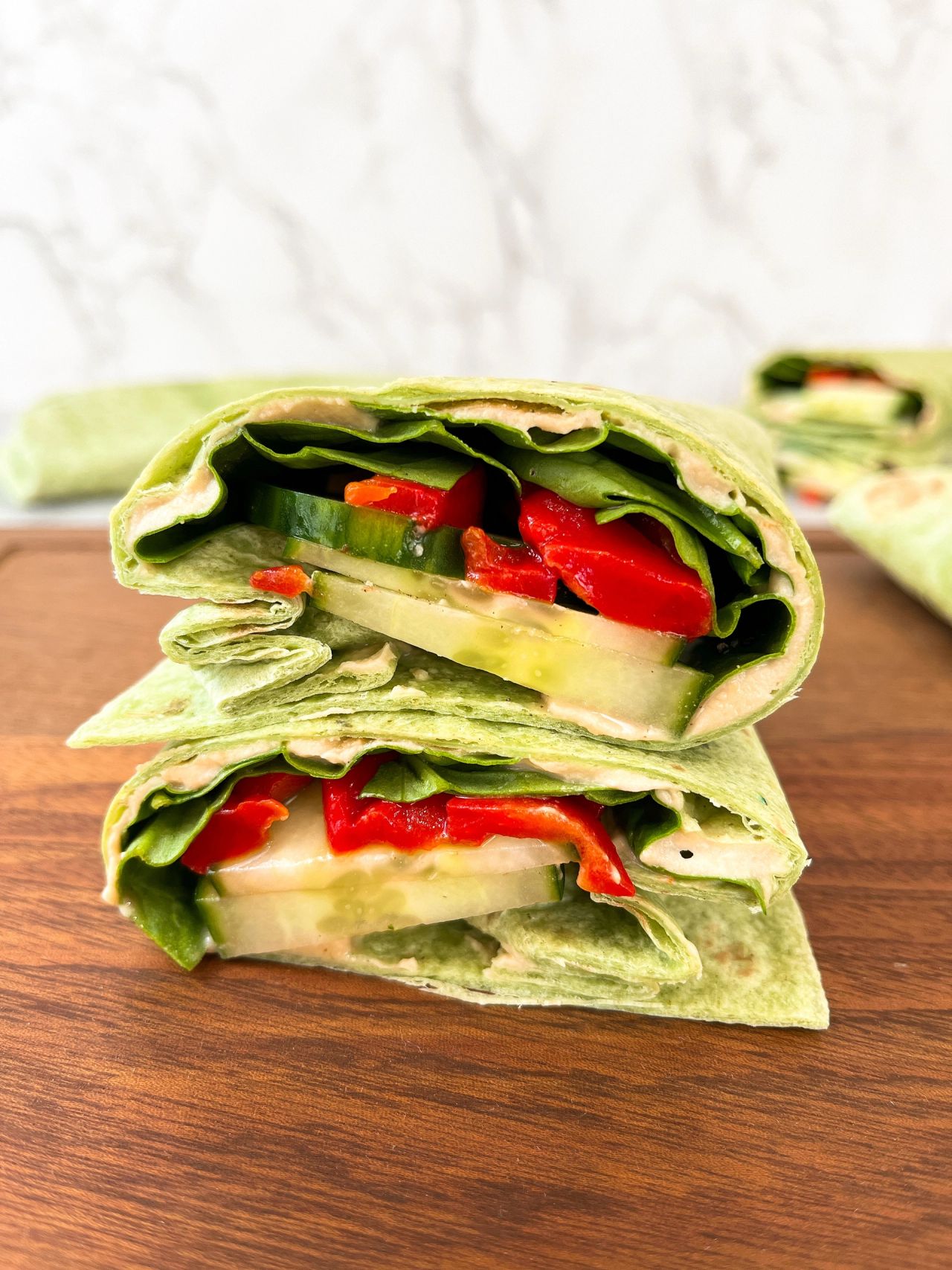 veggie wraps with hummus