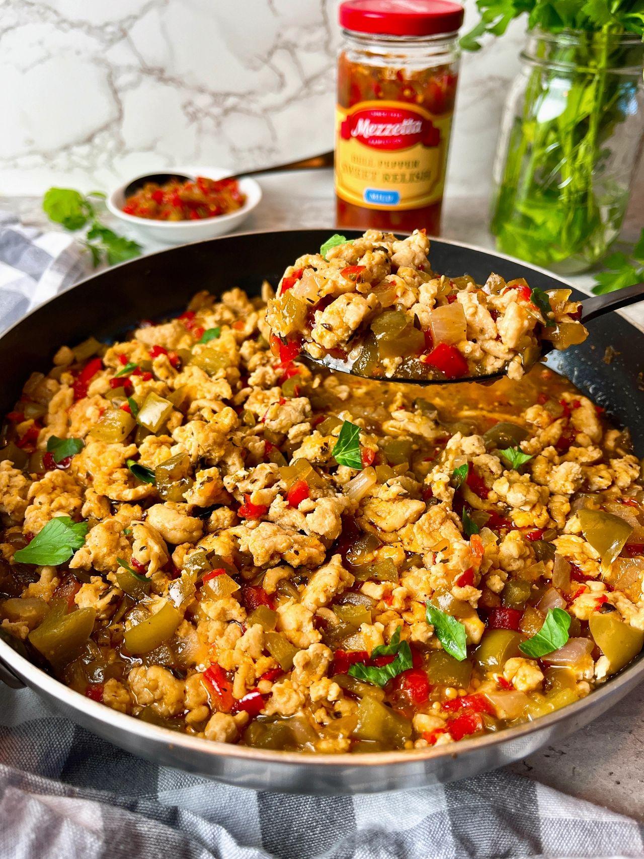 ground chicken with sweet pepper relish