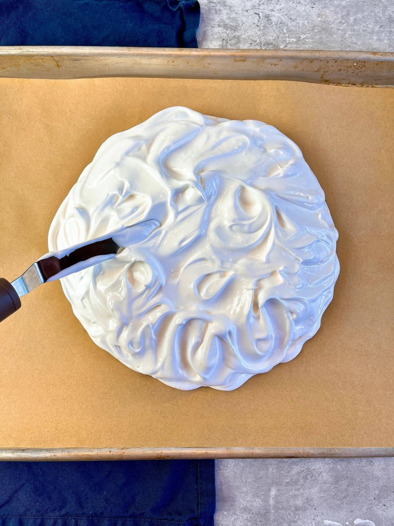 making pavlova
