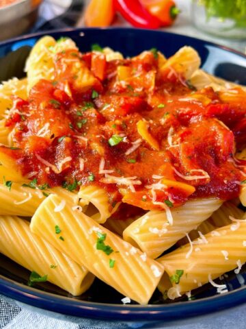 Pasta with Bell Pepper Sauce