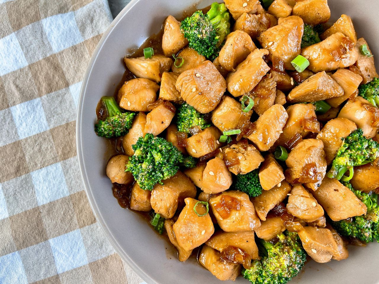 chicken and broccoli stir fry
